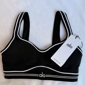 Alo Yoga Airbrush Heart Throb Bra – Black with White Trim | NWT XS